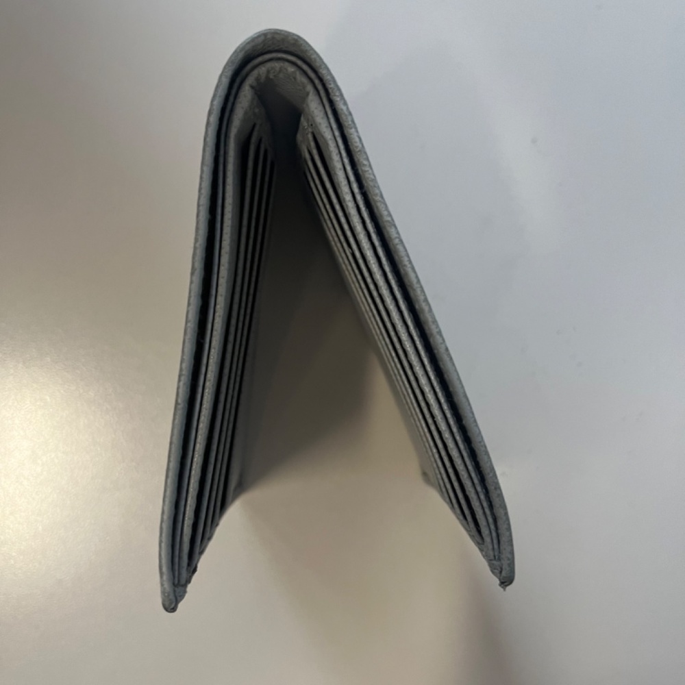 Prada Wallet - Picture 5 of 9